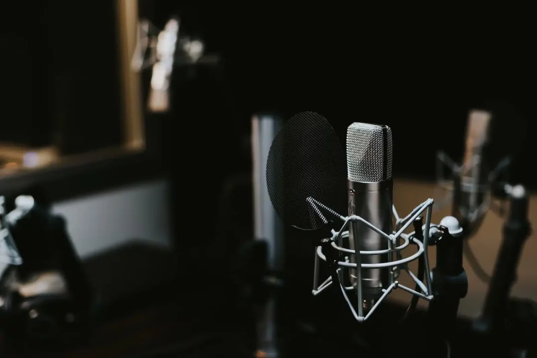 Comment créer un podcast vidéo et une transcription audio