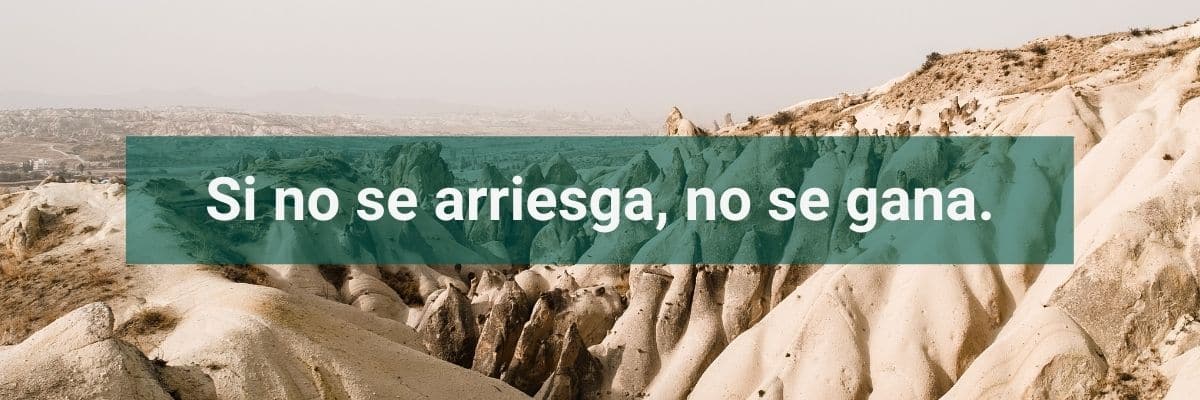 Imagen con fuente de letra Roboto diciendo "Si no se arriesga, no se gana".